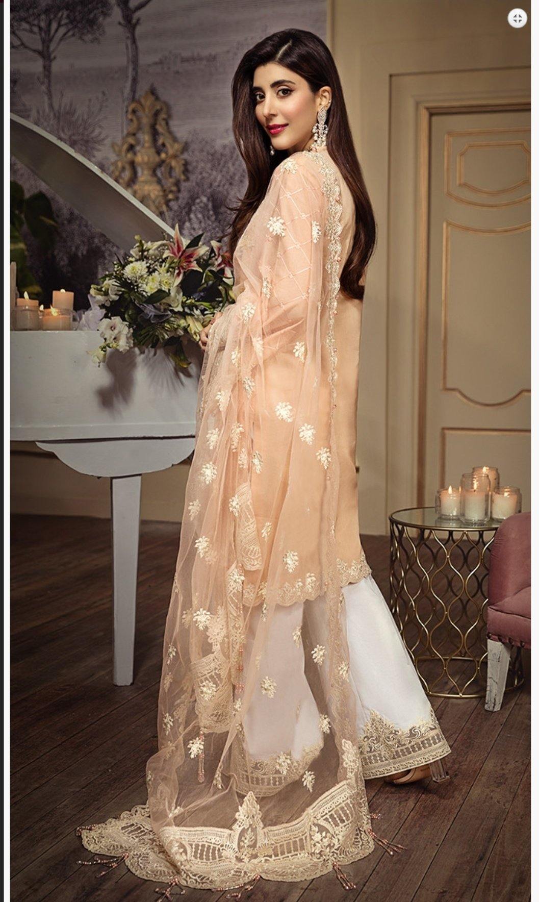 img_anaya_lawn_2020_awwal_boutique