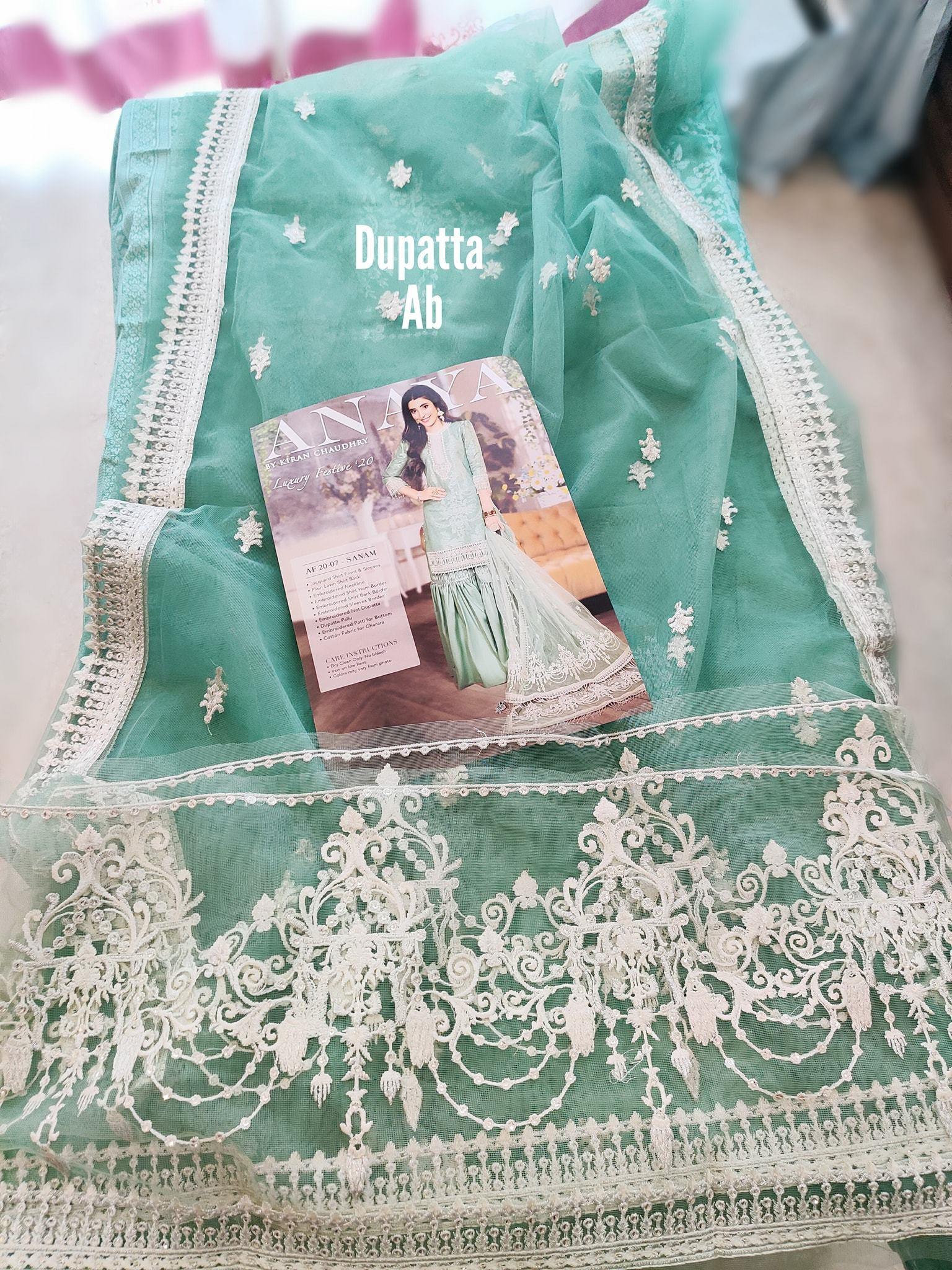 img_open_pics_anaya_festive_lawn_awwal_boutique