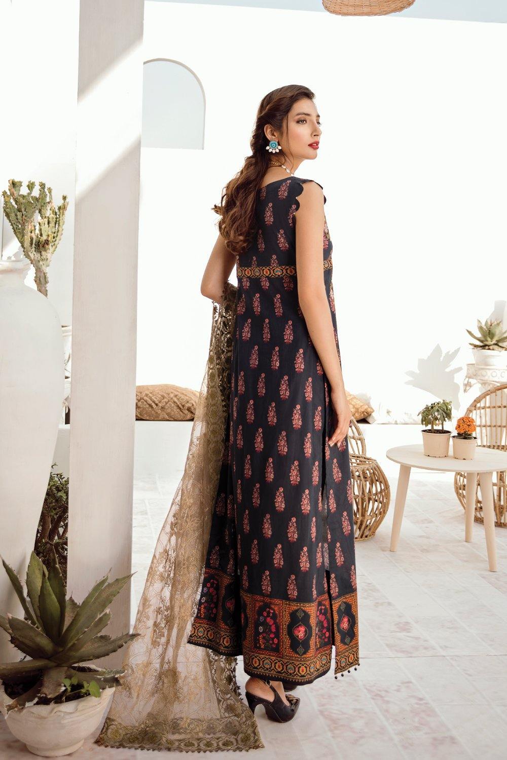 Img_azalea_lawn_2020_awwal_boutique