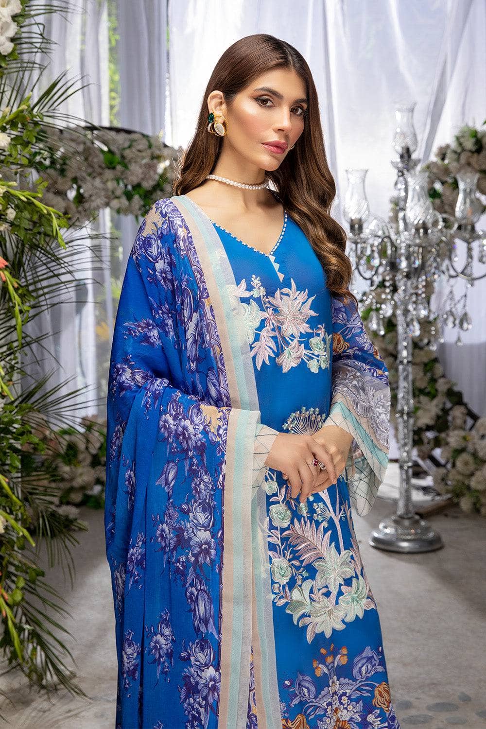 Img_azure_lawn_22_awwal_boutique