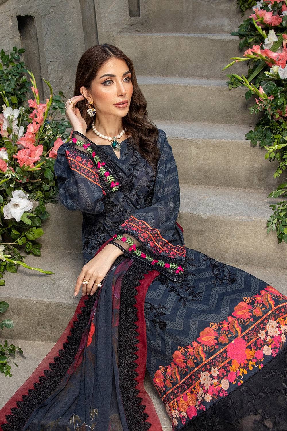 Img_azure_lawn_22_awwal_boutique