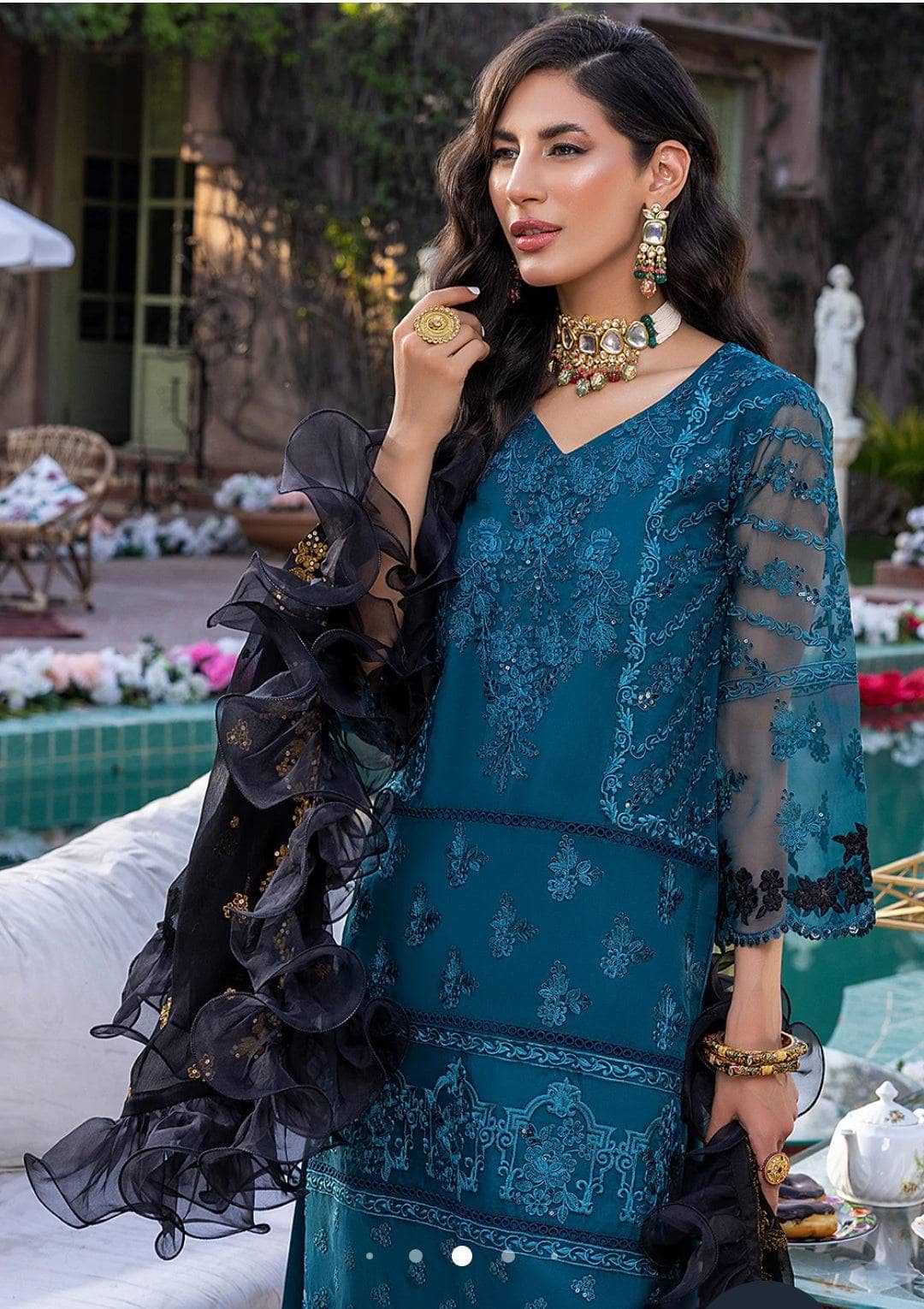 img_azure_festive_galore_awwal_boutique