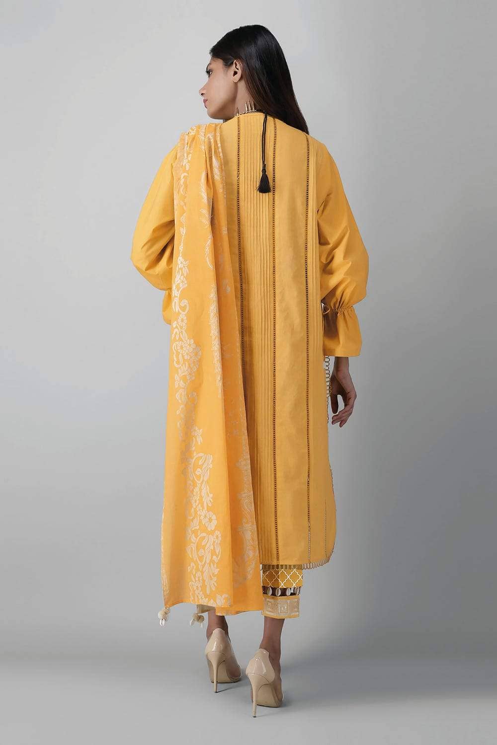 img_khaadi_lawn_2021_awwal_boutique