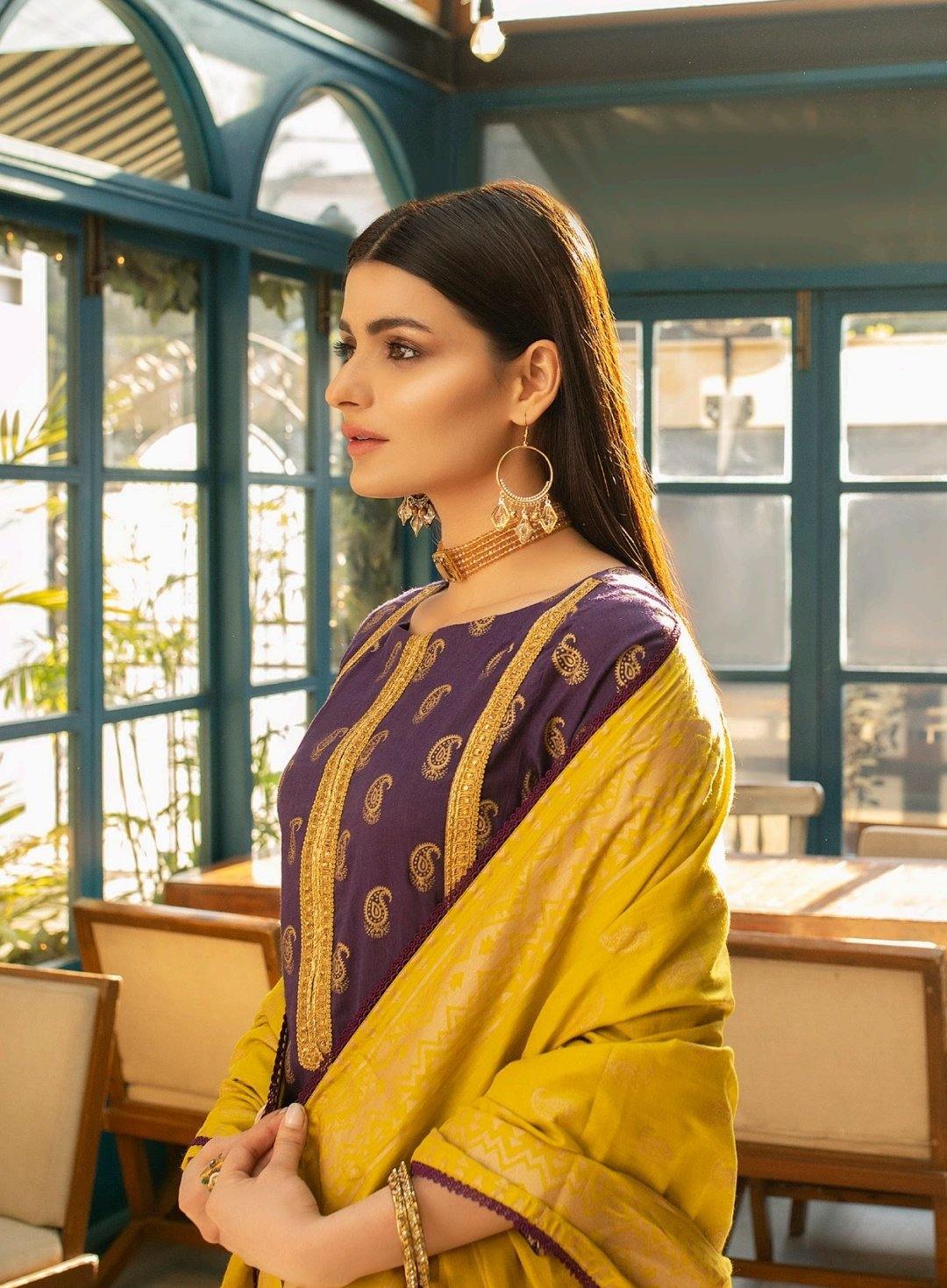 img_banarsi_printed_lawn_collection_awwal_boutique
