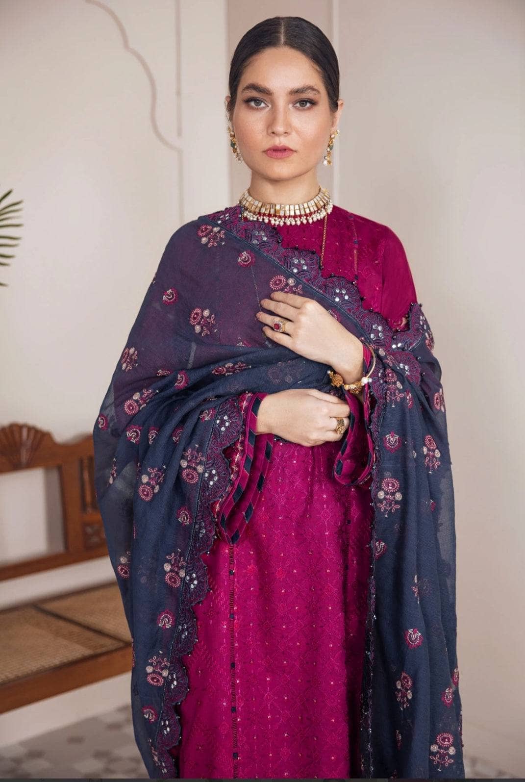 img_baroque_khurmi_jacquard_lawn_awwal_boutique