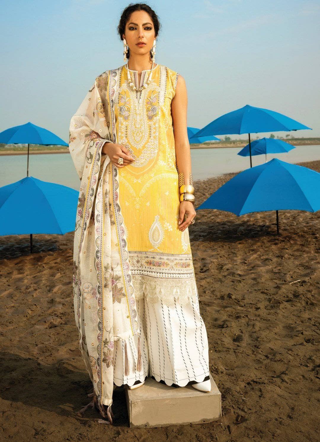 img_baroque_lawn_2021_awwal_boutique