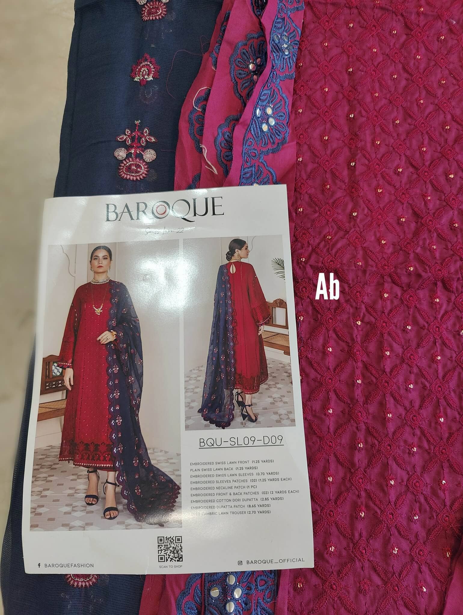 img_open_pic_baroque_lawn_22_awwal_boutique