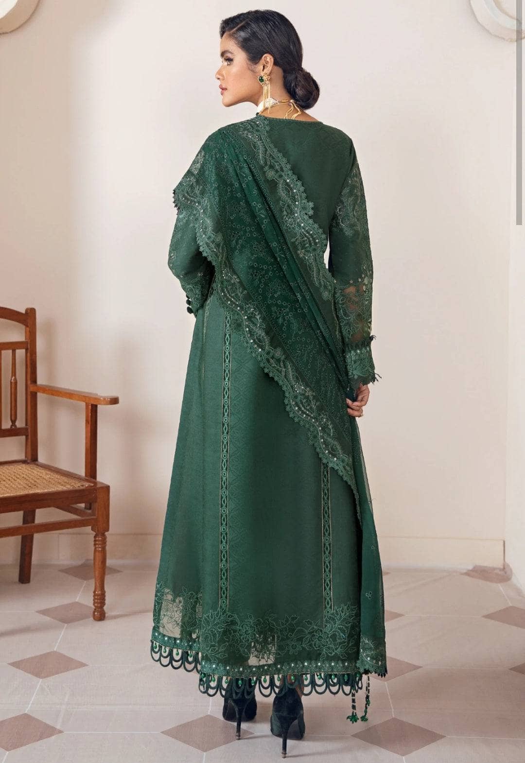 img_baroque_khurmi_jacquard_lawn_awwal_boutique