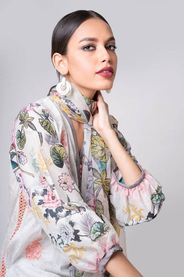 img_khaadi_lawn_22_awwal_boutique