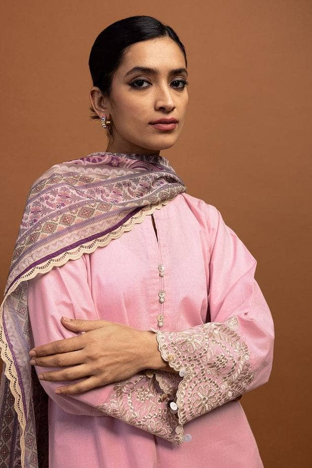 img_khaadi_lawn_23_awwal_boutique