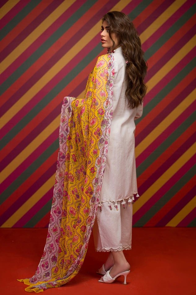 img_khaadi_lawn_22_awwal_boutique