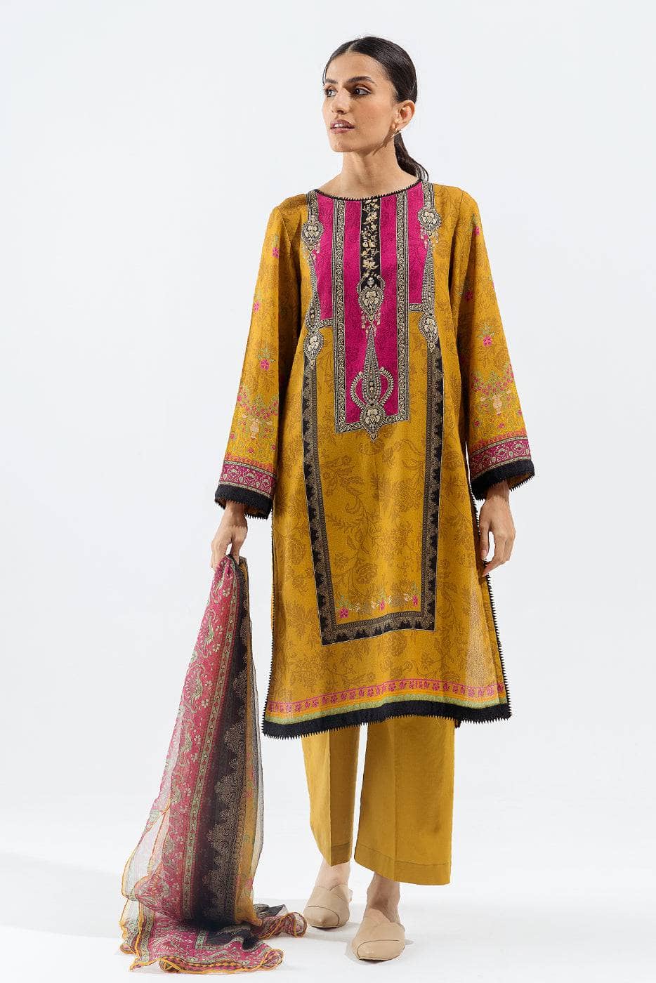Img_beechtree_fall_winter_22_awwal_boutique