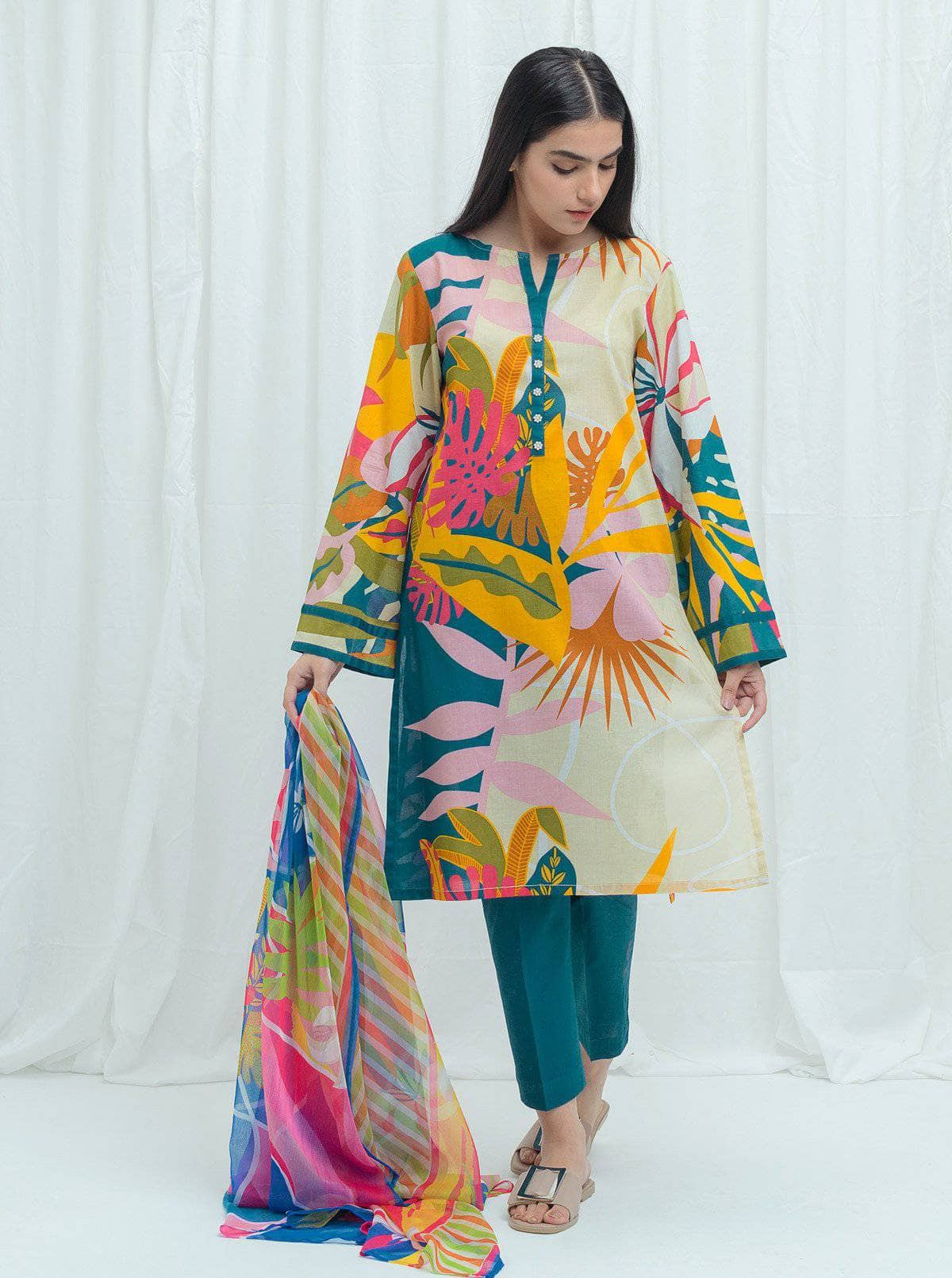 img_beechtree_lawn_2021_awwal_boutique