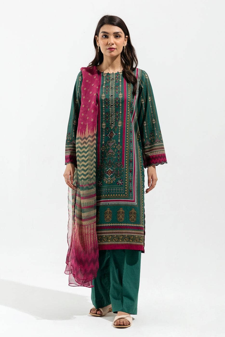 img_beechtree_lawn_23_awwal_boutique