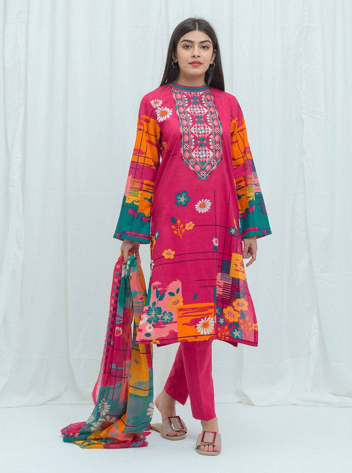 img_beechtree_lawn_2021_awwal_boutique
