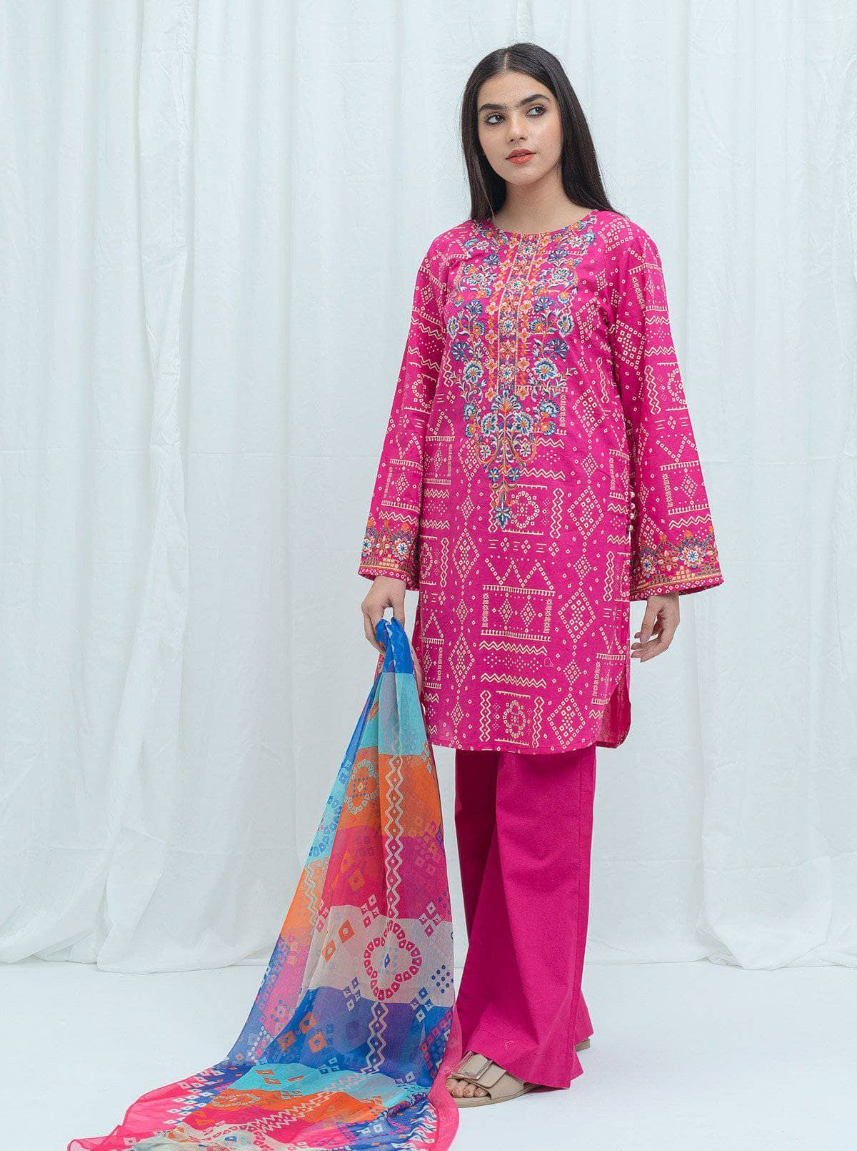 img_beechtree_lawn_2021_awwal_boutique