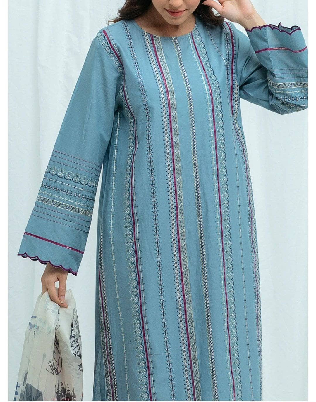 img_beechtree_lawn_2021_awwal_boutique