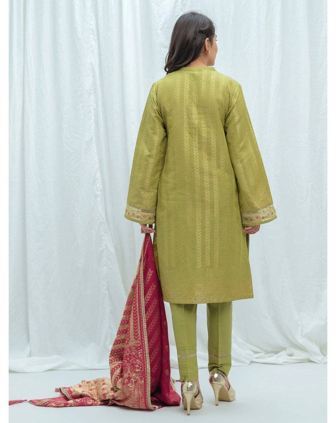 img_beechtree_lawn_2021_awwal_boutique