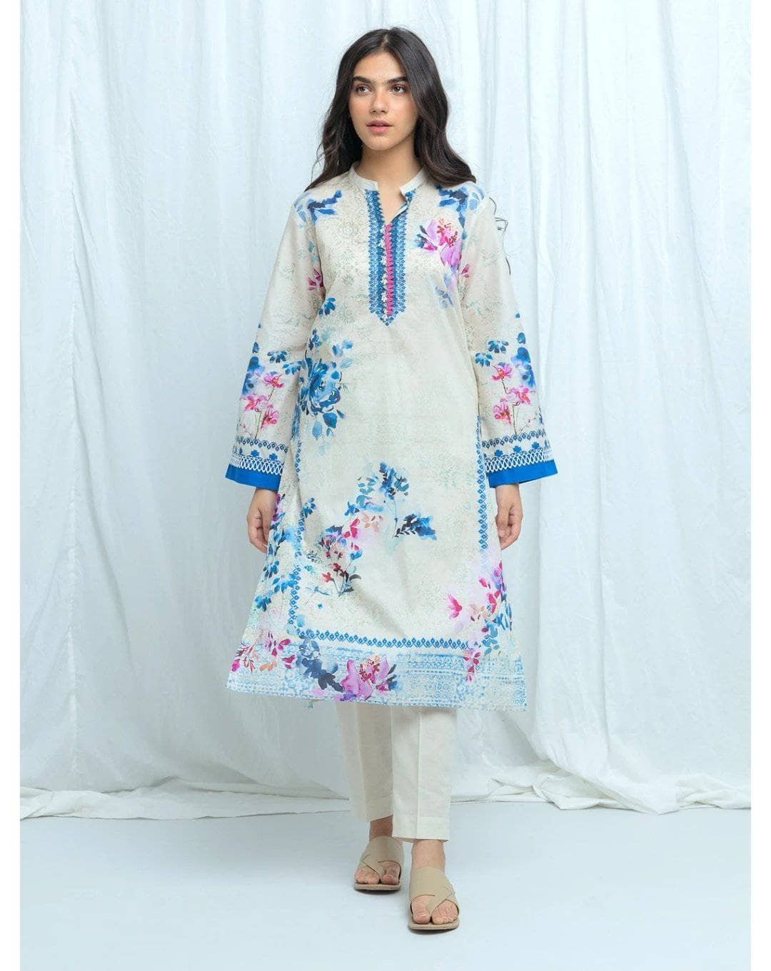 Beechtree Lawn Pakistani Suits Beechtree Lawn 2021/Vol 4/Flora Haze-Printed-1P