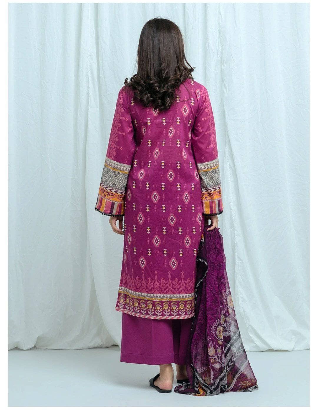 img_beechtree_lawn_2021_awwal_boutique