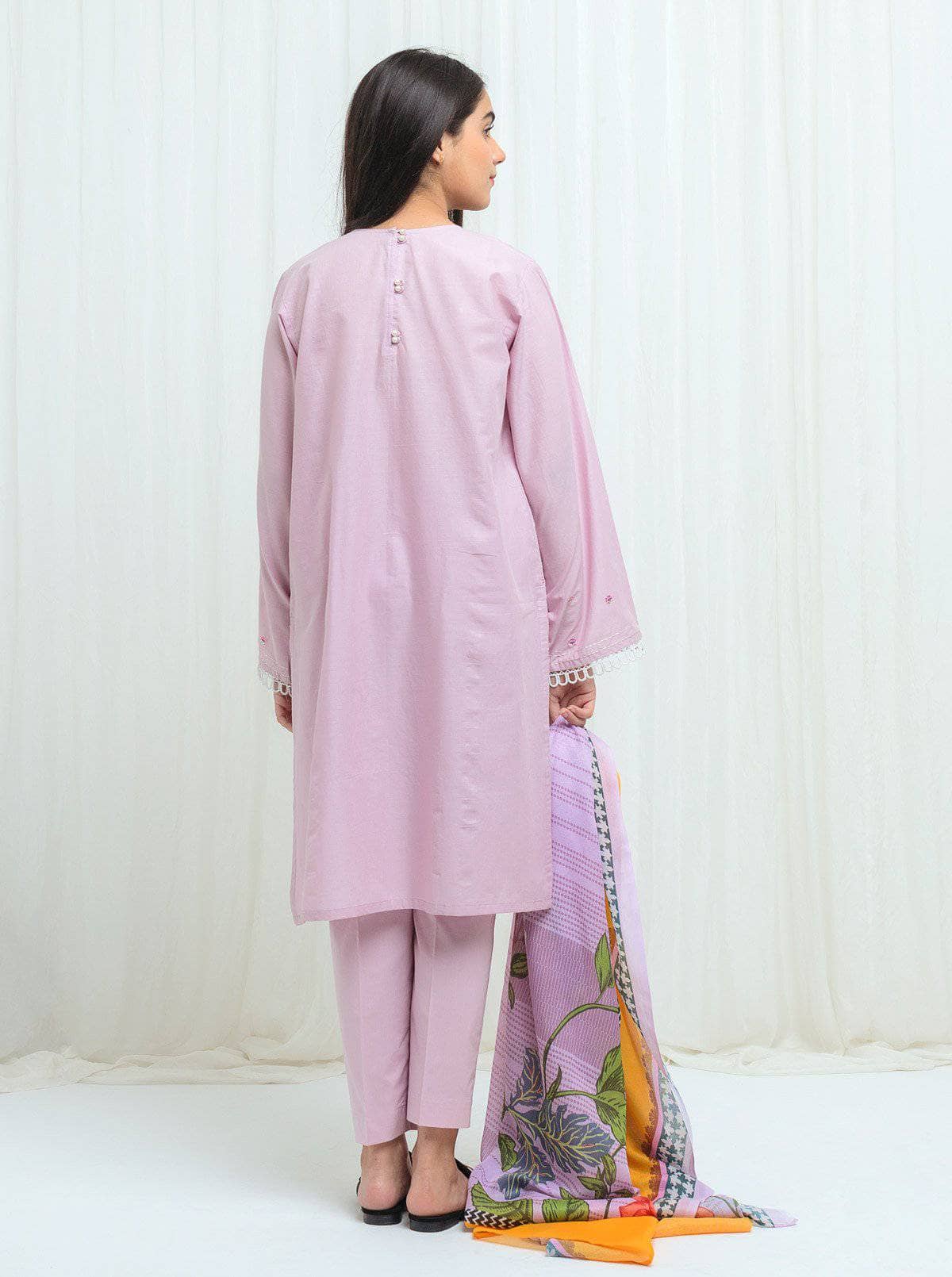 img_beechtree_lawn_2021_awwal_boutique