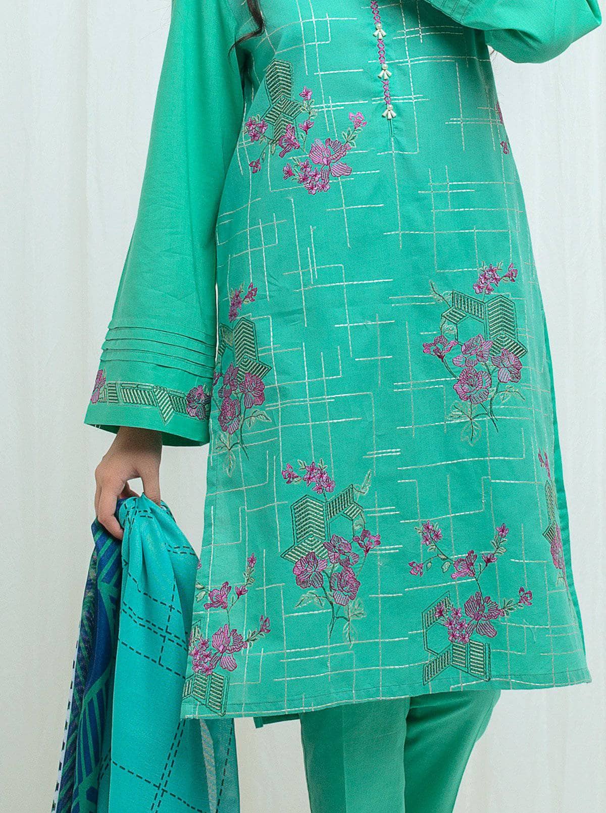 img_beechtree_lawn_2021_awwal_boutique