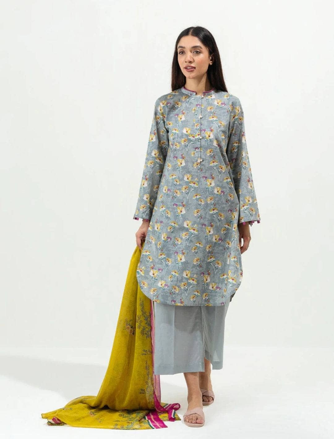 img_beechtree_lawn_22_awwal_boutique