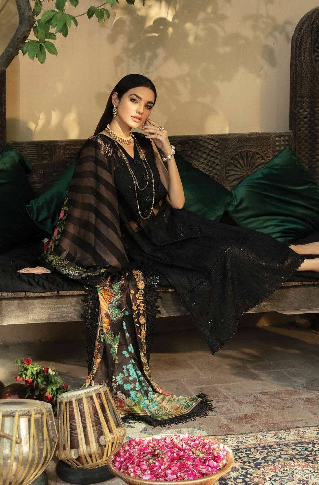 img_bin_ilyas_dastak_lawn_22_awwal_boutique