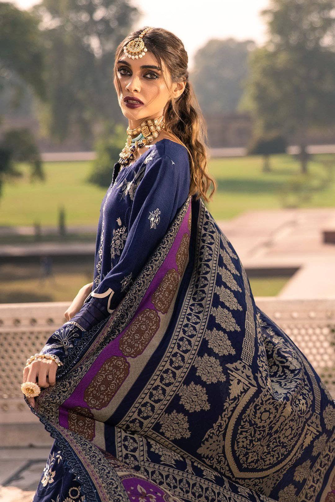 img_nureh_exclusive_shawl_collection_awwal_boutique