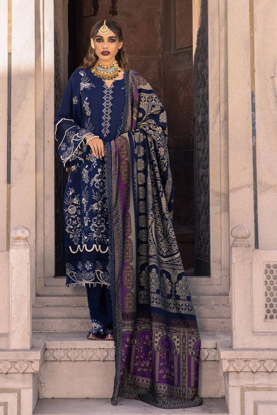 img_nureh_exclusive_shawl_collection_awwal_boutique