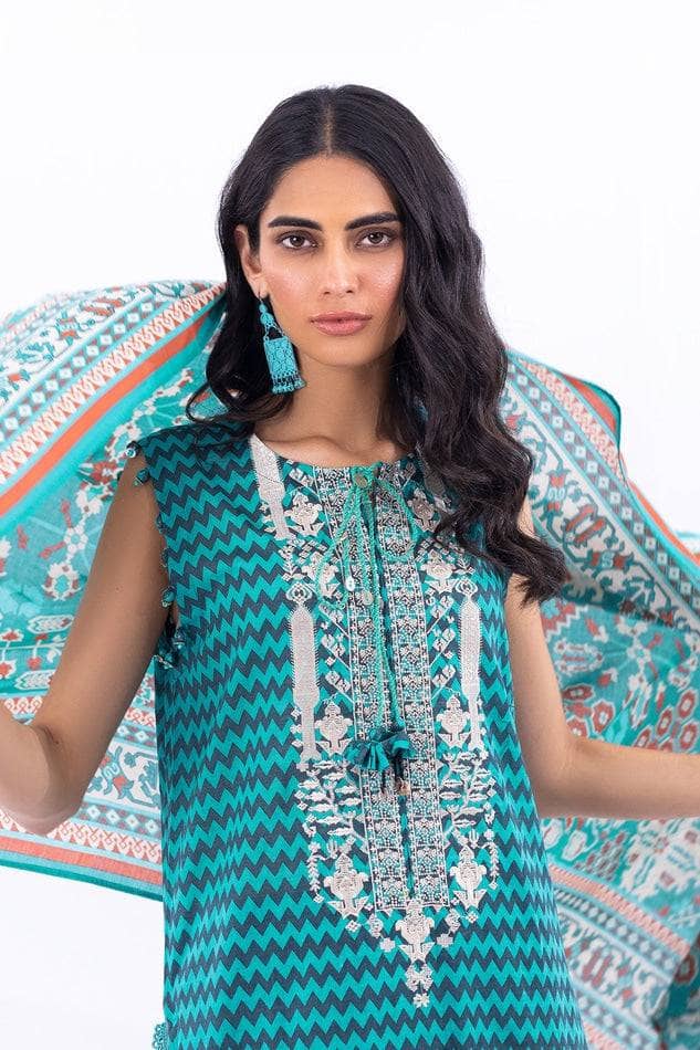 img_khaadi_lawn_22_awwal_boutique