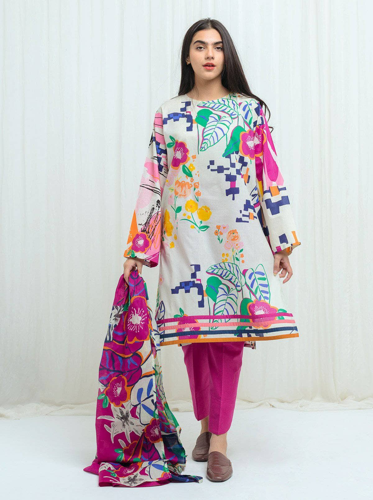 img_beechtree_lawn_2021_awwal_boutique