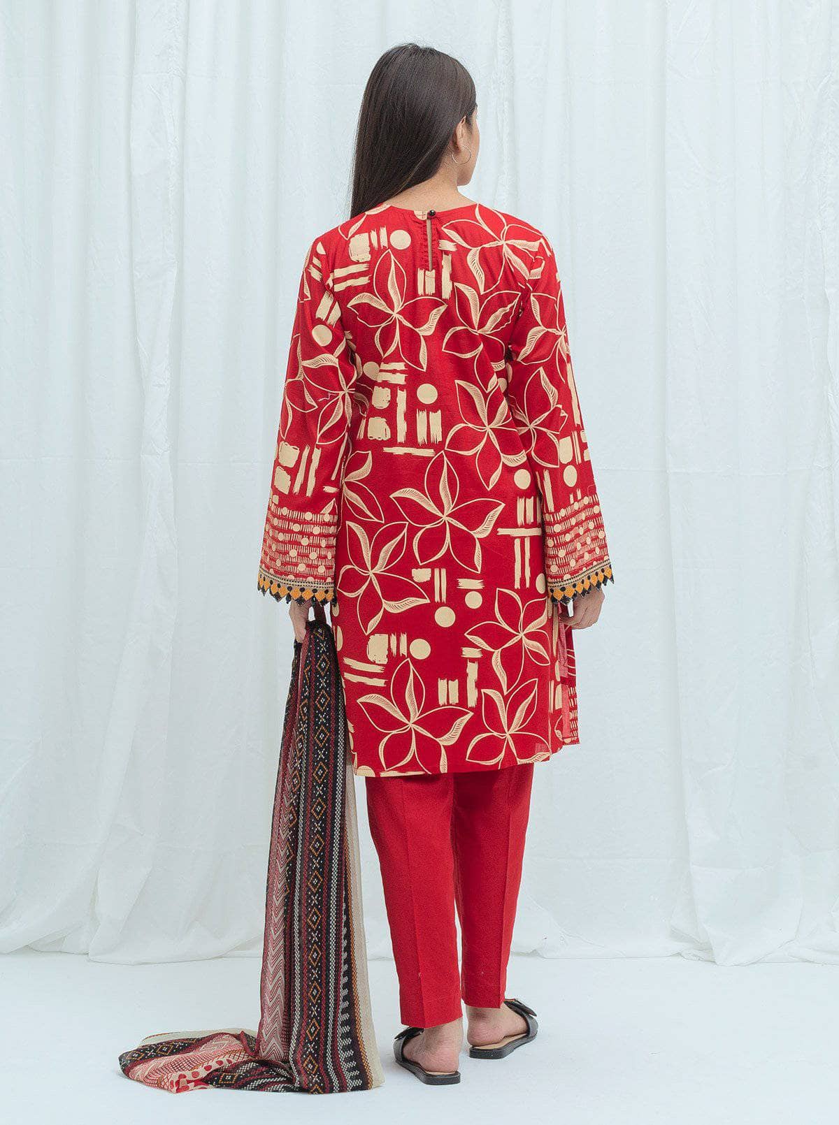 img_beechtree_lawn_2021_awwal_boutique