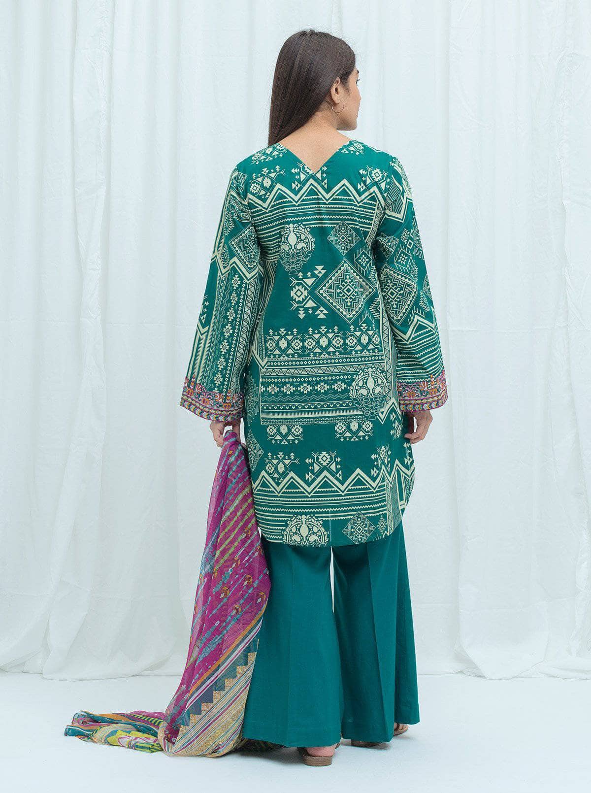 img_beechtree_lawn_2021_awwal_boutique