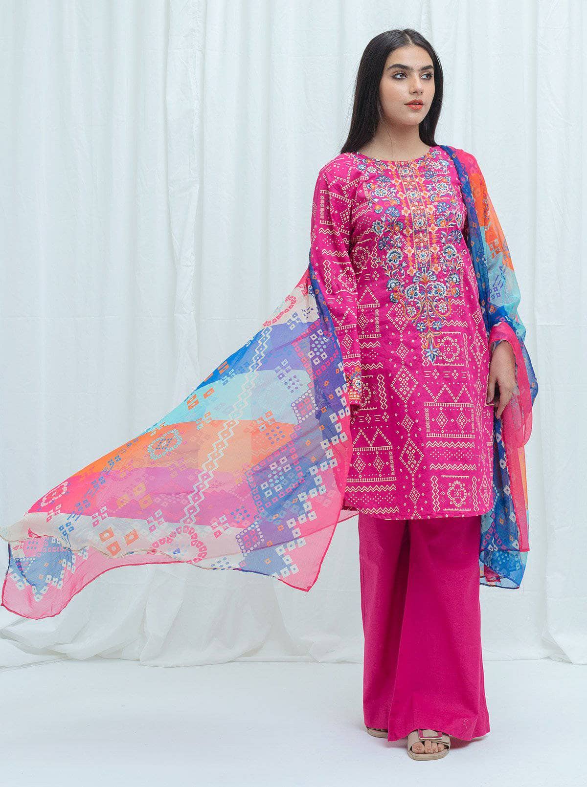 img_beechtree_lawn_2021_awwal_boutique