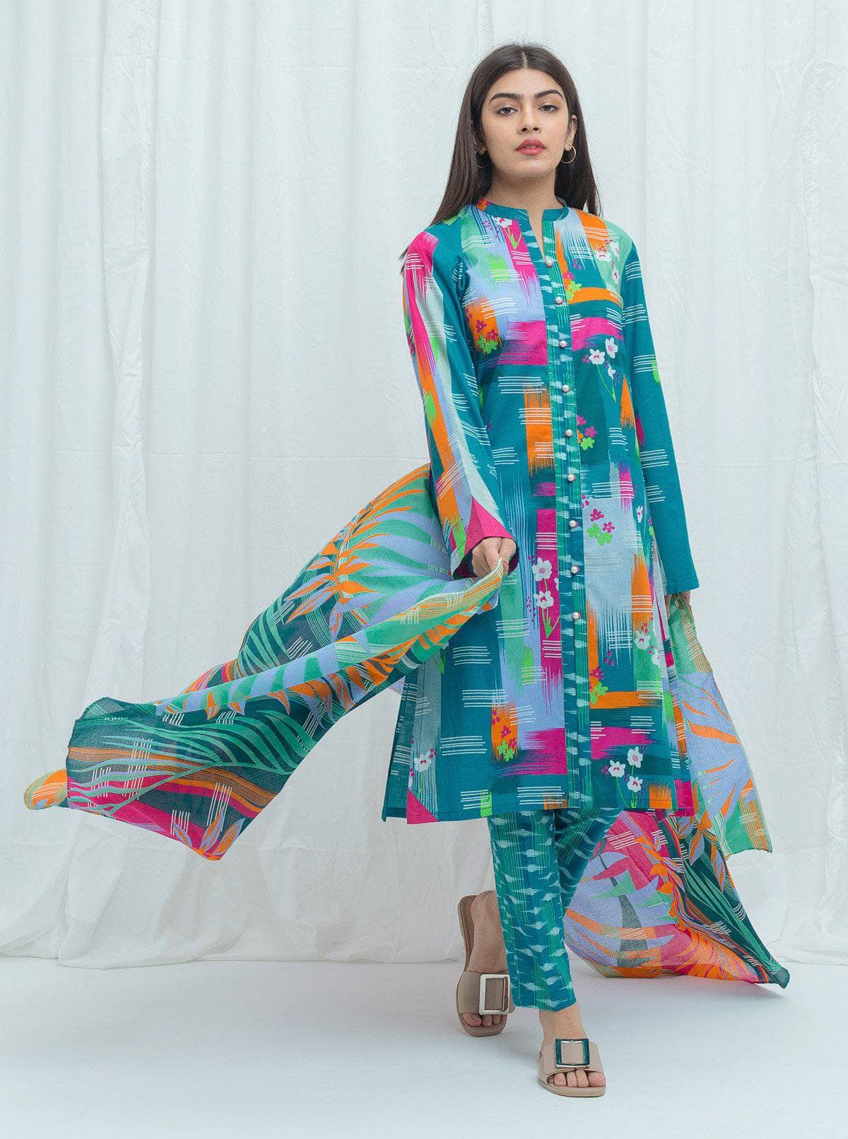 img_beechtree_lawn_2021_awwal_boutique