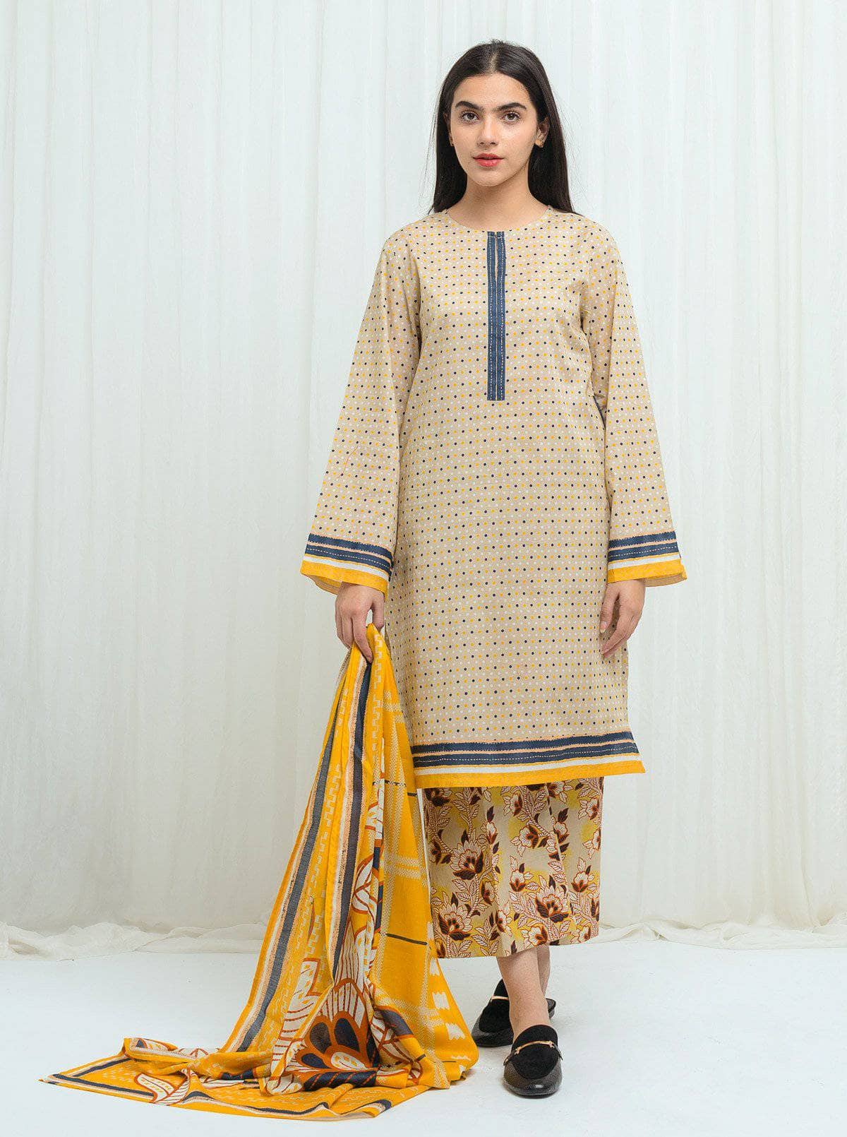 img_beechtree_lawn_2021_awwal_boutique