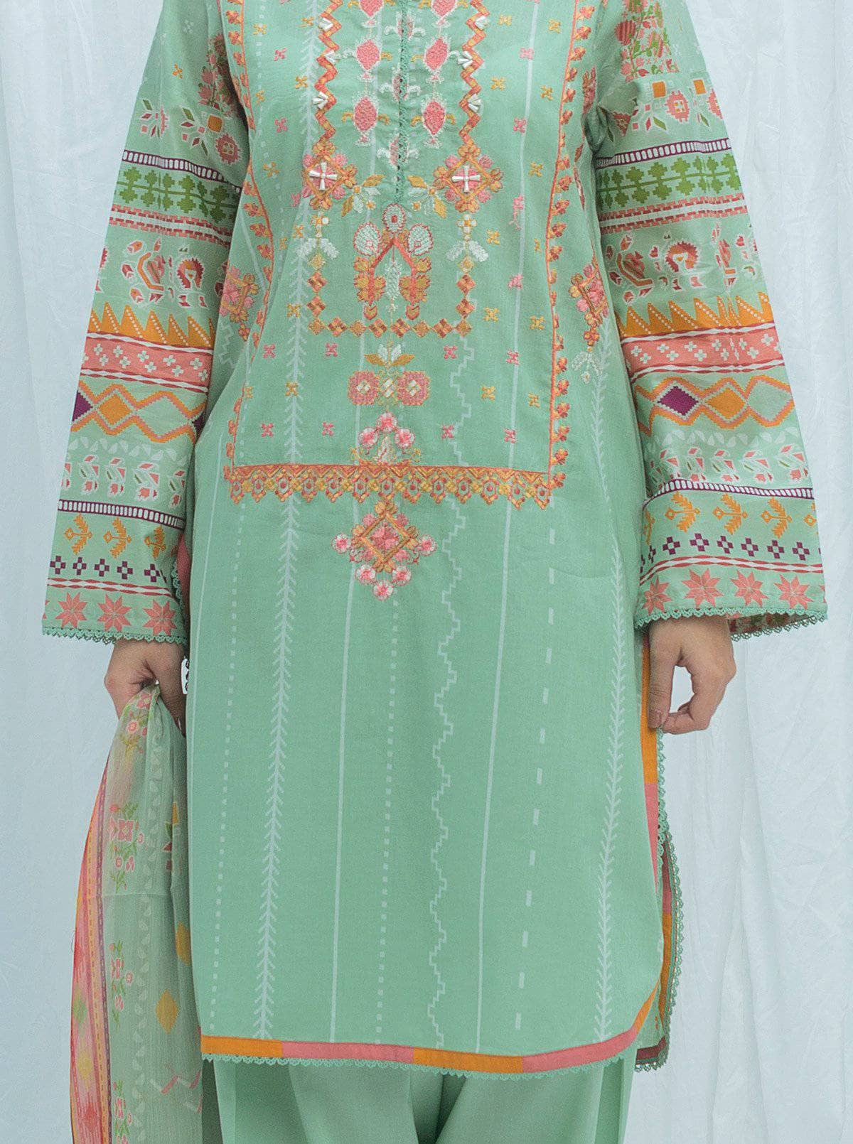 img_beechtree_lawn_2021_awwal_boutique