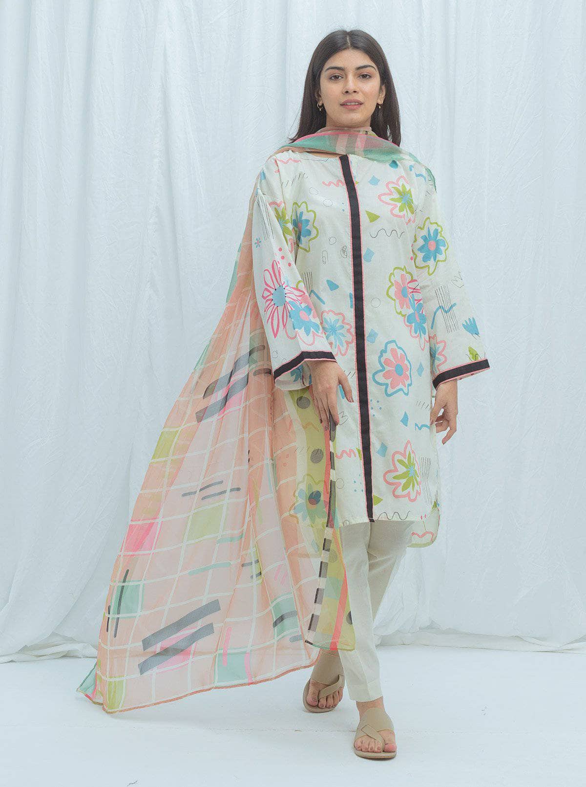 img_beechtree_lawn_2021_awwal_boutique