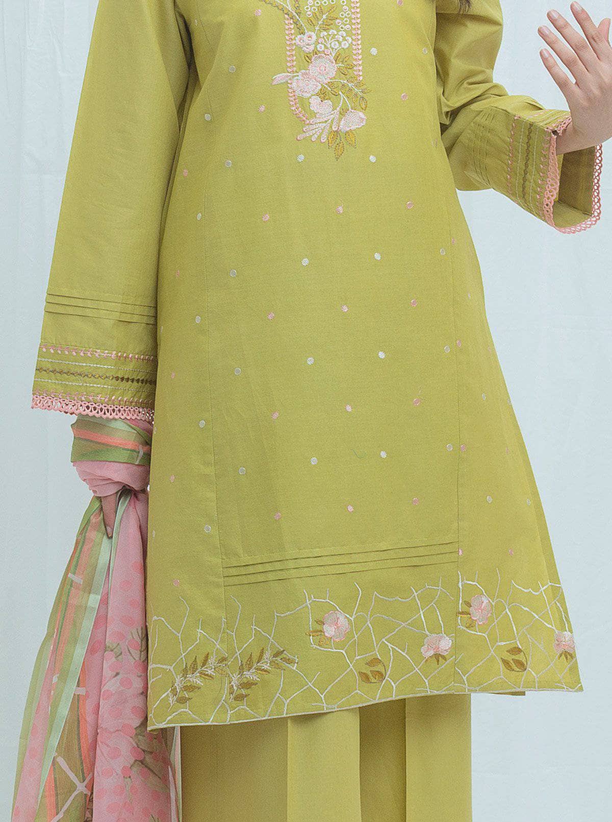 img_beechtree_lawn_2021_awwal_boutique