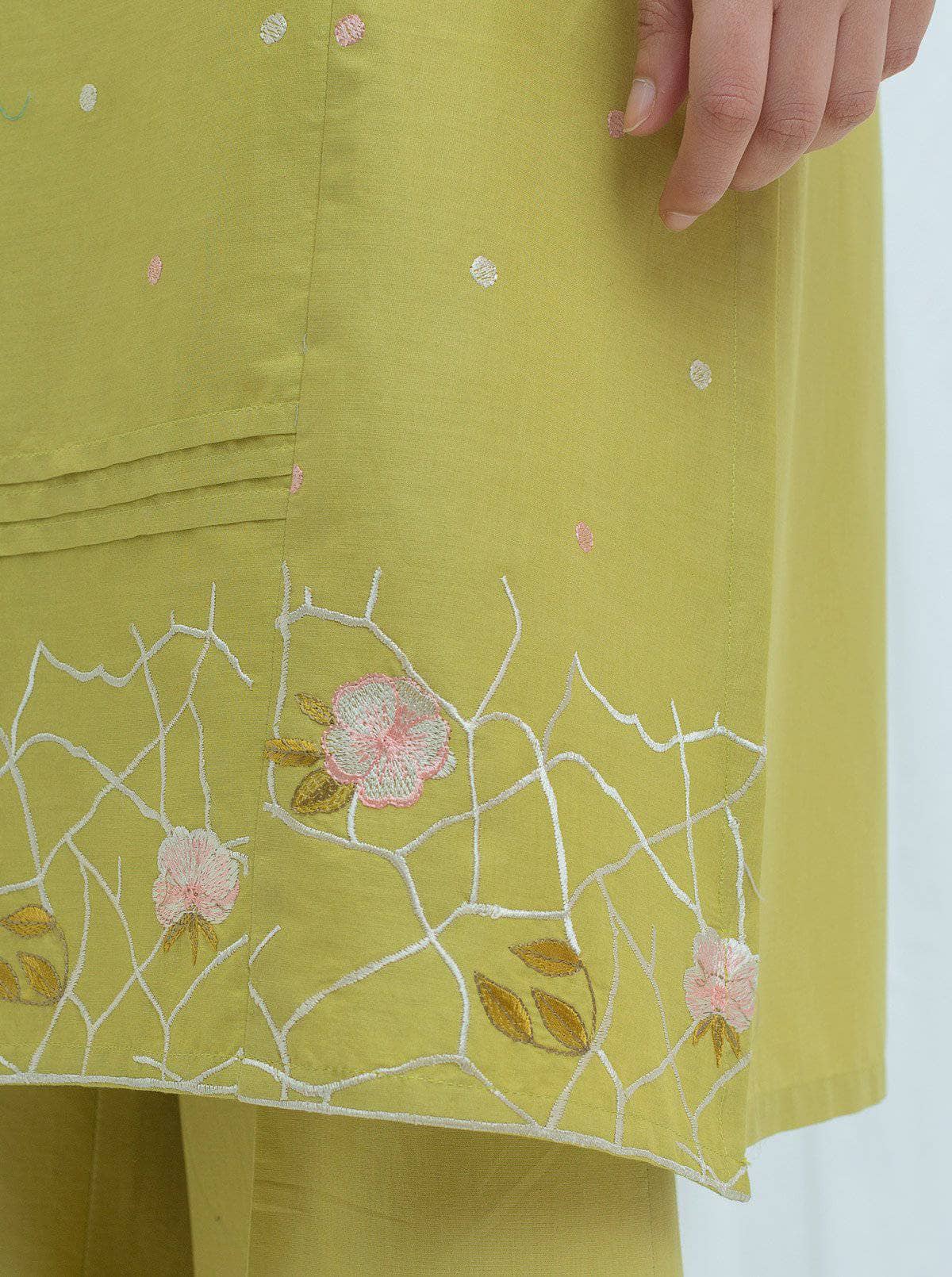 img_beechtree_lawn_2021_awwal_boutique