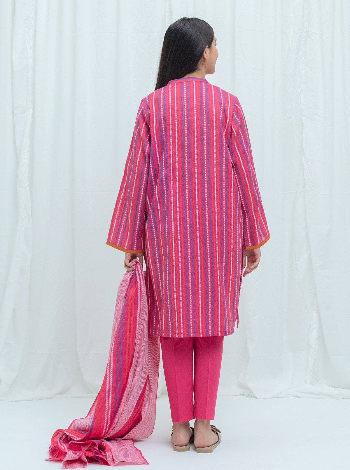 img_beechtree_lawn_2021_awwal_boutique