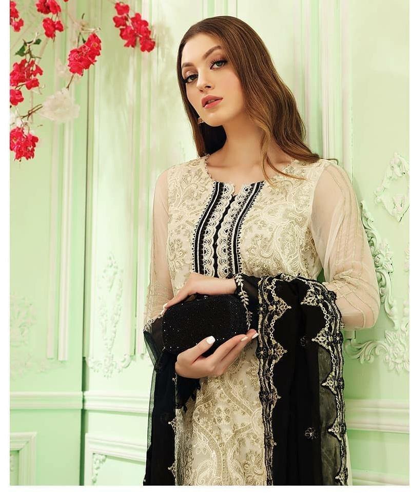 img_charizma_celine_embroidered_chiffon_awwal_boutique