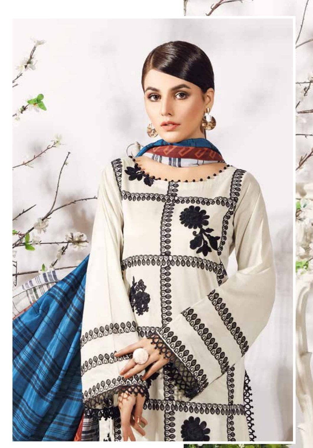 img_charizma_infinity_lawn_2021_awwal_boutique