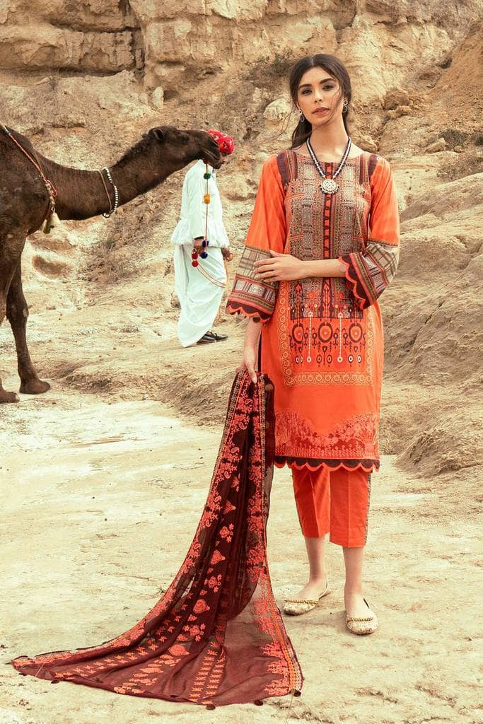 img_charizma_naranji_lawn_2021_awwal_boutique