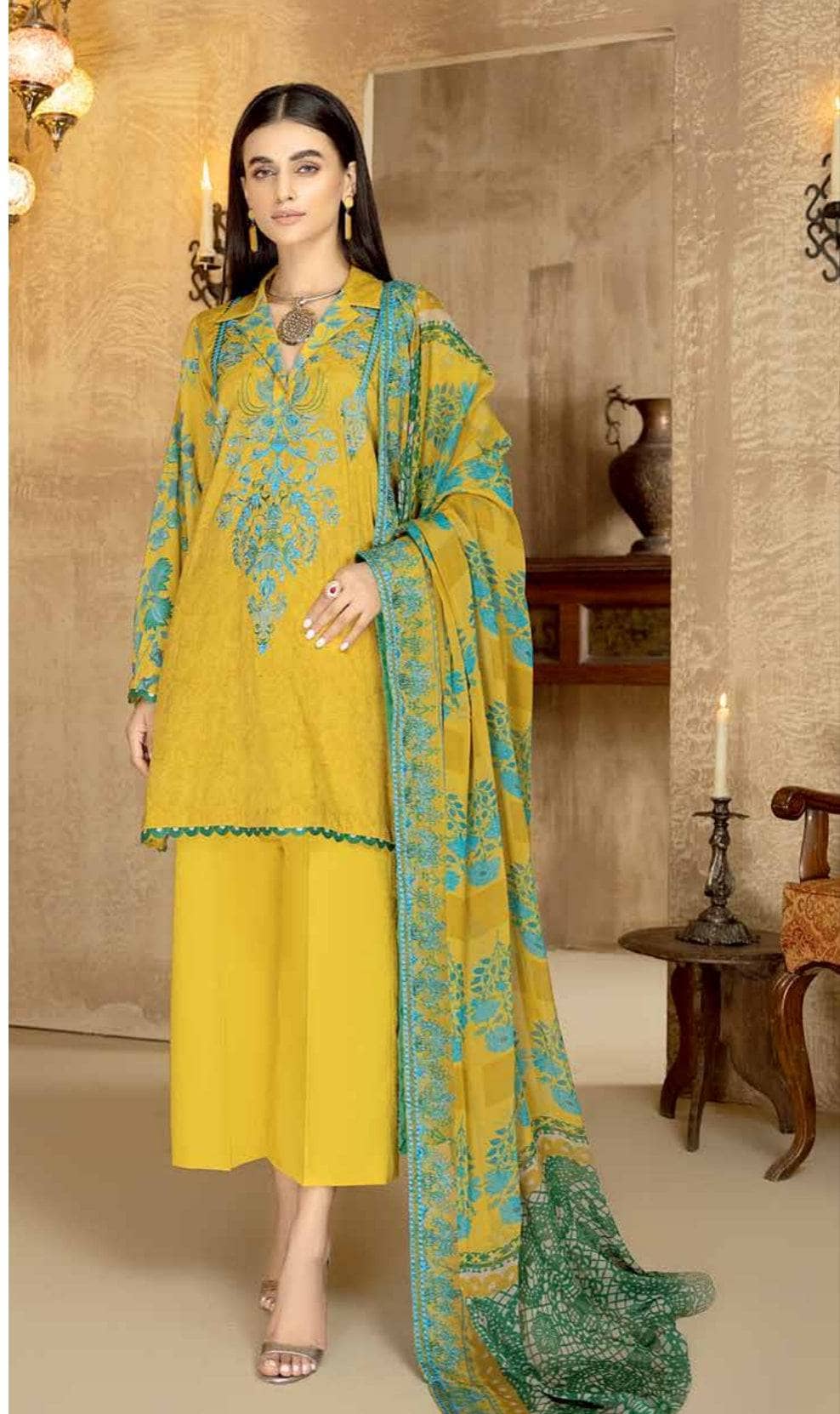 Img_charizma_aniiq_lawn_22_awwal_boutique