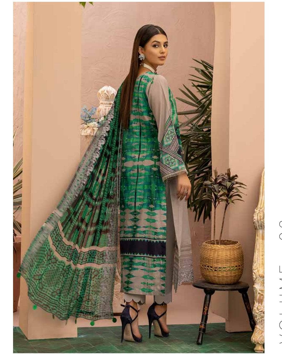 img_charizma_aniiq_lawn_22_awwal_boutique