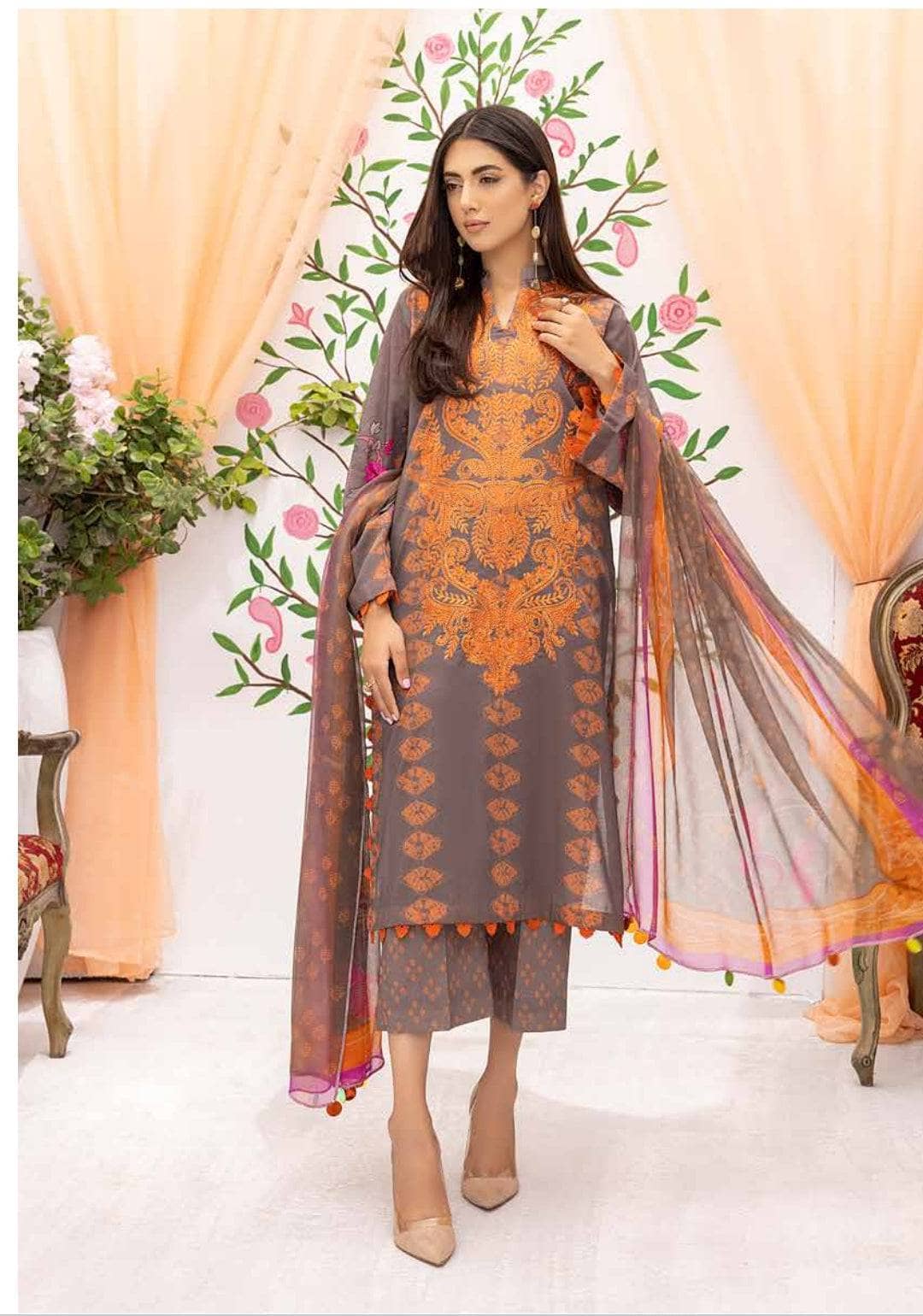 img_charizma_aniiq_lawn_22_awwal_boutique