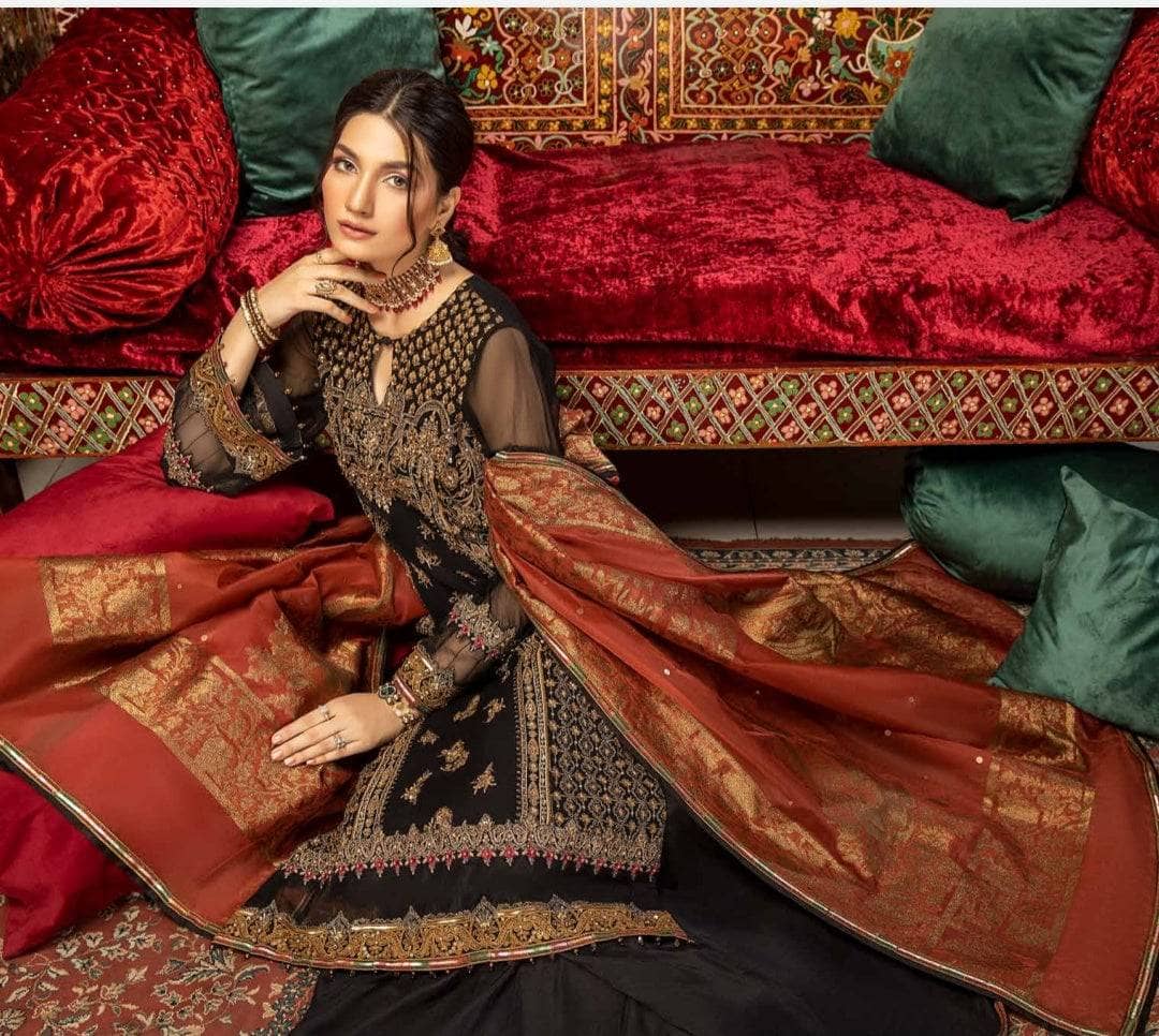 img_charizma_dastaan_e_jashn_awwal_boutique