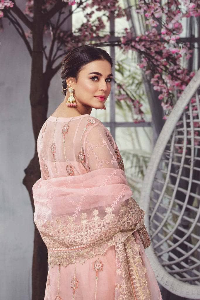 img_charizma_dastaan_e_jashan_awwal_boutique